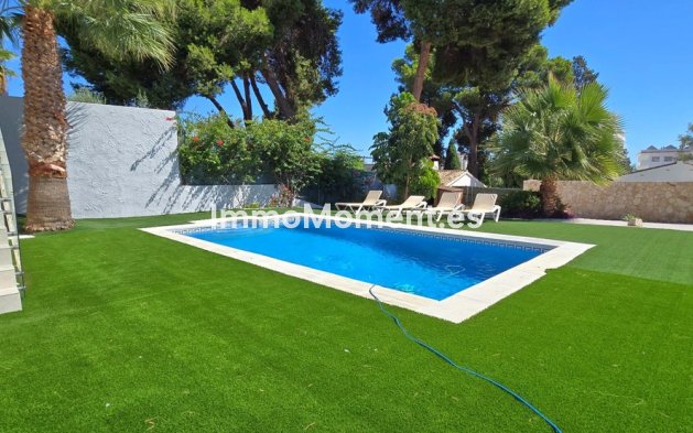 Wiederverkauf - Freistehende Villa - Torremolinos