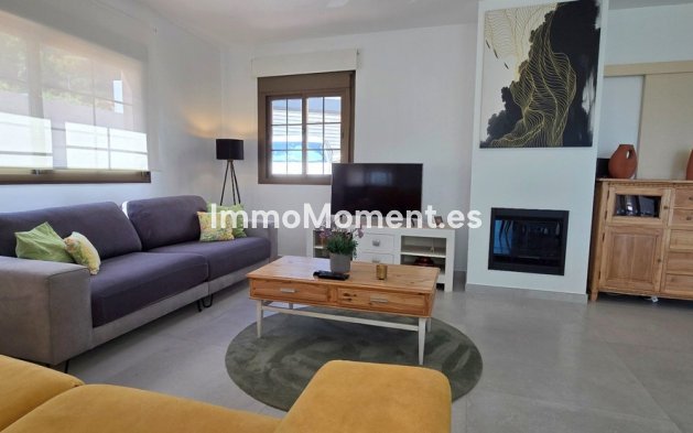 Wiederverkauf - Freistehende Villa - Torremolinos