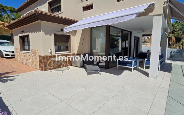 Wiederverkauf - Freistehende Villa - Torremolinos