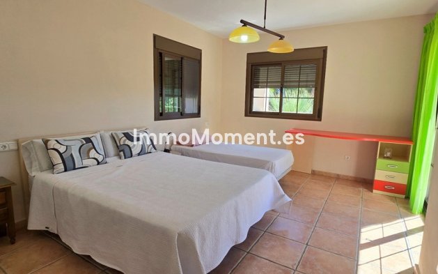 Wiederverkauf - Freistehende Villa - Torremolinos