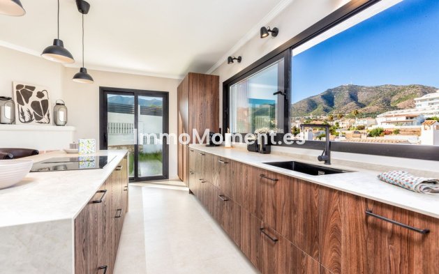 Wiederverkauf - Freistehende Villa - Fuengirola - Torreblanca
