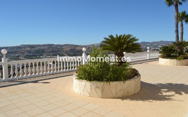 Reventa - Villa independiente - Mijas - Sierrezuela