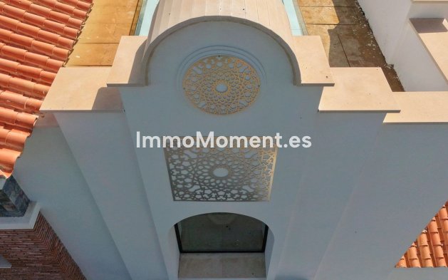 Bestaande woning - Vrijstaande villa - Estepona  - Estepona Centro
