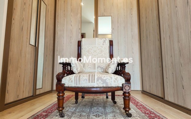 Bestaande woning - Vrijstaande villa - Estepona  - Estepona Centro