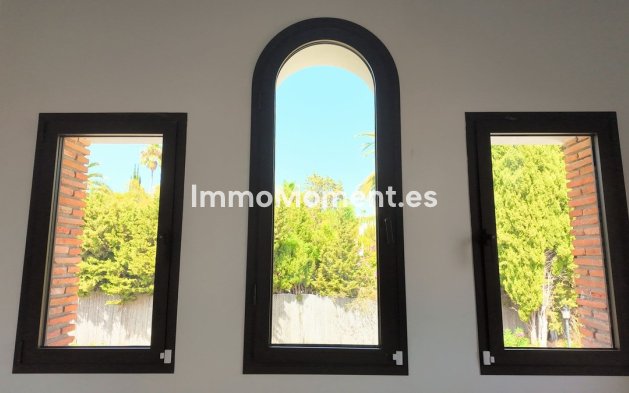 Bestaande woning - Vrijstaande villa - Estepona  - Estepona Centro