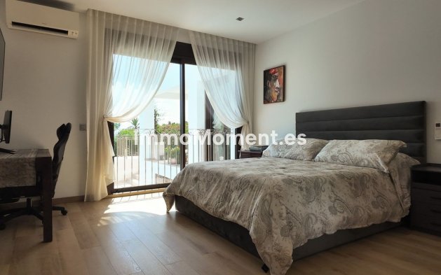 Bestaande woning - Vrijstaande villa - Estepona  - Estepona Centro