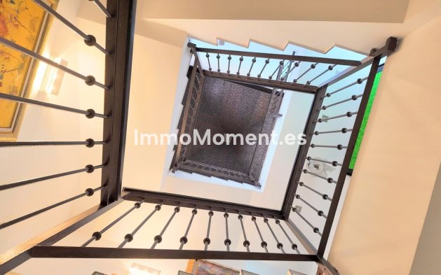 Bestaande woning - Vrijstaande villa - Estepona  - Estepona Centro