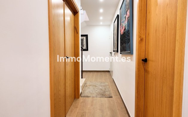 Bestaande woning - Vrijstaande villa - Estepona  - Estepona Centro