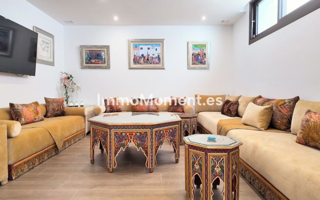 Bestaande woning - Vrijstaande villa - Estepona  - Estepona Centro