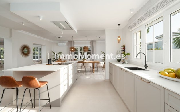 Reventa - Villa independiente - Benalmadena - Torrequebrada