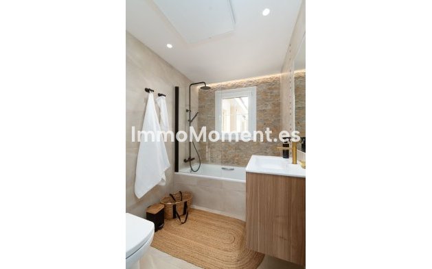 Reventa - Villa independiente - Benalmadena - Torrequebrada