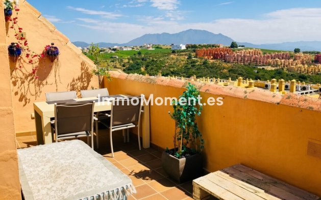 Resale - Apartment - Manilva - La Duquesa