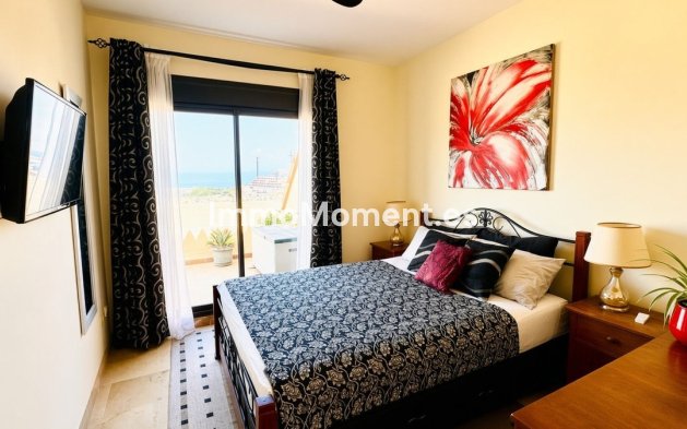 Resale - Apartment - Manilva - La Duquesa
