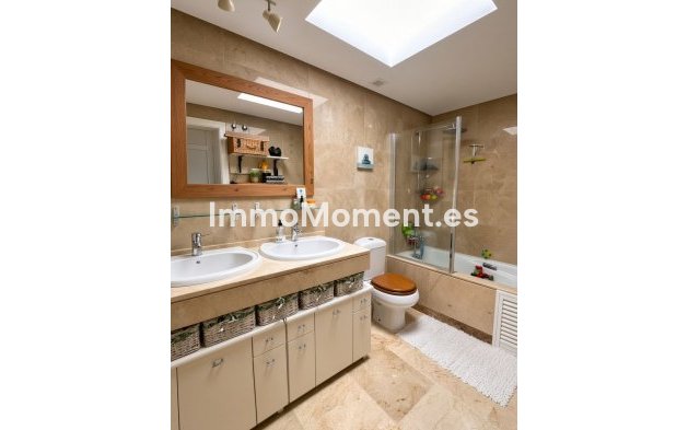Resale - Apartment - Manilva - La Duquesa