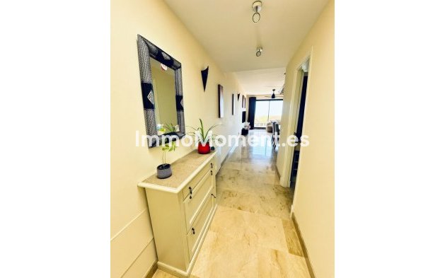 Resale - Apartment - Manilva - La Duquesa