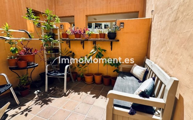 Resale - Apartment - Manilva - La Duquesa