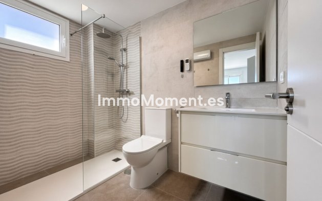 Resale - Apartment - Casares - Doña Julia