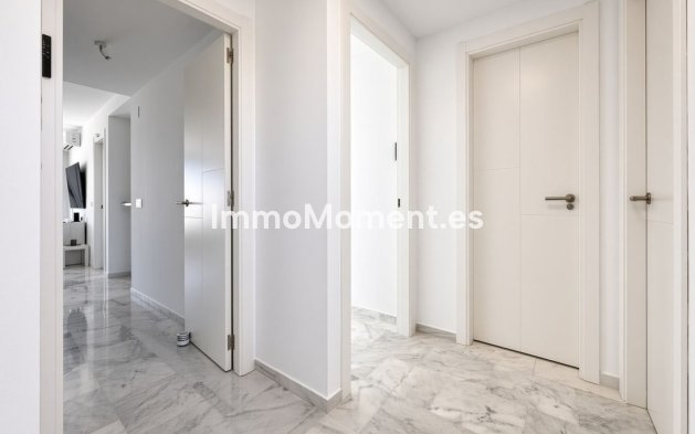 Resale - Apartment - Casares - Doña Julia