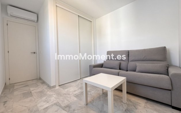 Resale - Apartment - Casares - Doña Julia