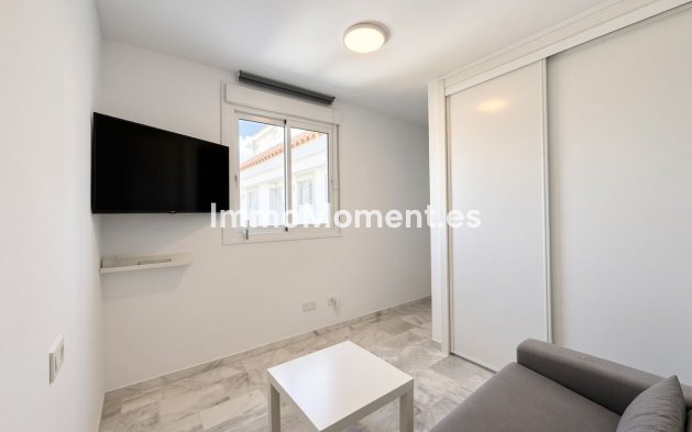 Resale - Apartment - Casares - Doña Julia