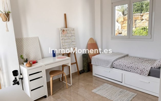 Resale - Apartment - Manilva - La Duquesa
