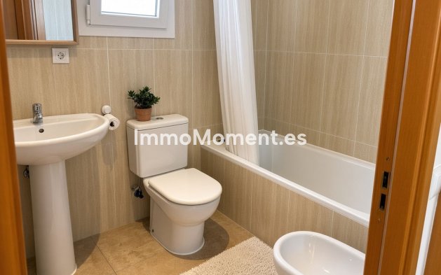 Resale - Apartment - Manilva - La Duquesa