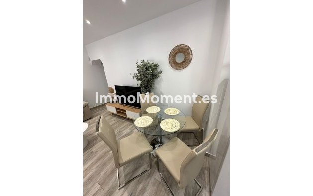 Resale - Apartment - Fuengirola - Fuengirola Centro