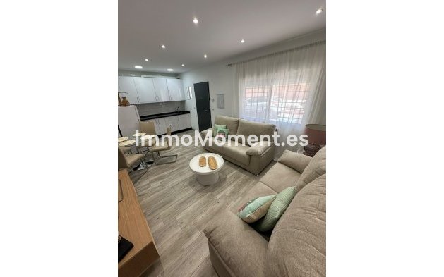 Resale - Apartment - Fuengirola - Fuengirola Centro