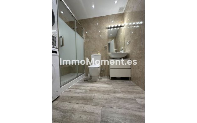 Resale - Apartment - Fuengirola - Fuengirola Centro