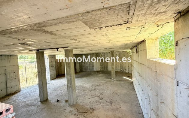 Nieuwbouw - Vrijstaande villa - Estepona  - Valle Romano