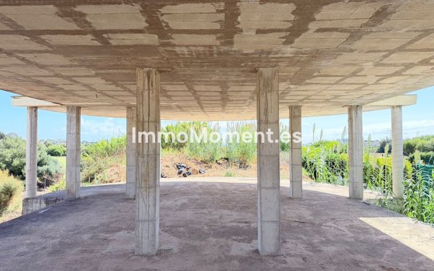 Nieuwbouw - Vrijstaande villa - Estepona  - Valle Romano