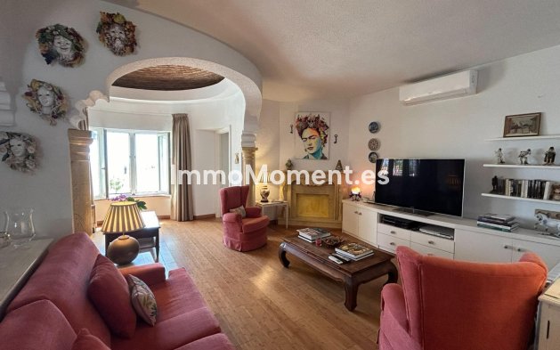 Bestaande woning - Vrijstaande villa - Benalmadena - Benalmadena Centro
