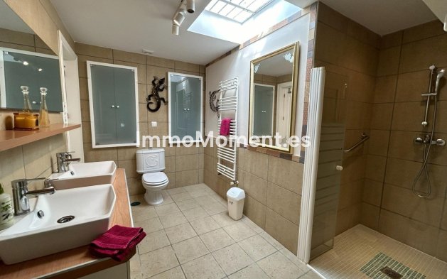Bestaande woning - Vrijstaande villa - Benalmadena - Benalmadena Centro