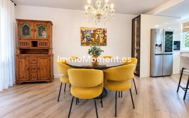 Resale - Townhouse - Marbella - Nueva Andalucía