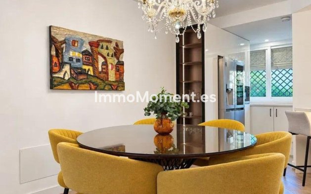 Resale - Townhouse - Marbella - Nueva Andalucía