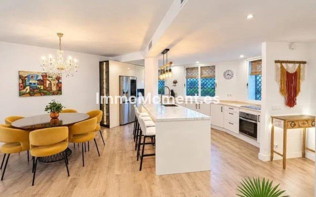 Resale - Townhouse - Marbella - Nueva Andalucía