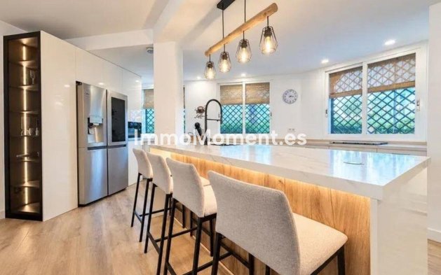 Resale - Townhouse - Marbella - Nueva Andalucía