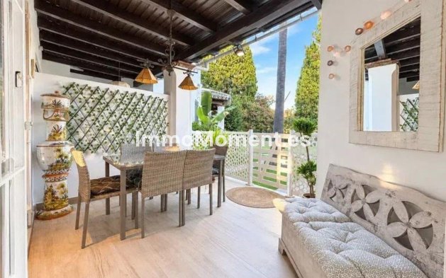 Resale - Townhouse - Marbella - Nueva Andalucía