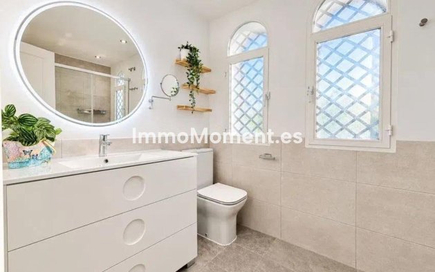 Resale - Townhouse - Marbella - Nueva Andalucía