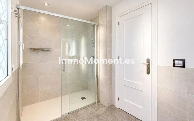 Resale - Townhouse - Marbella - Nueva Andalucía