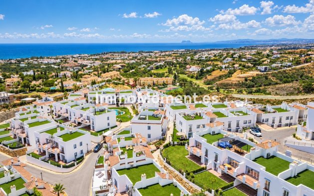 Resale - Apartment - Benahavís - Benahavís Centro