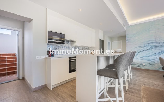 Resale - Apartment - Benahavís - Benahavís Centro