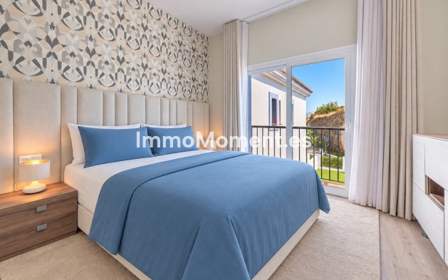 Resale - Apartment - Benahavís - Benahavís Centro
