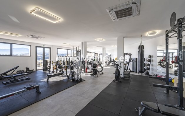 Resale - Apartment - Benahavís - Benahavís Centro