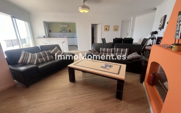 Resale - Apartment - Marbella - Puerto de Cabopino