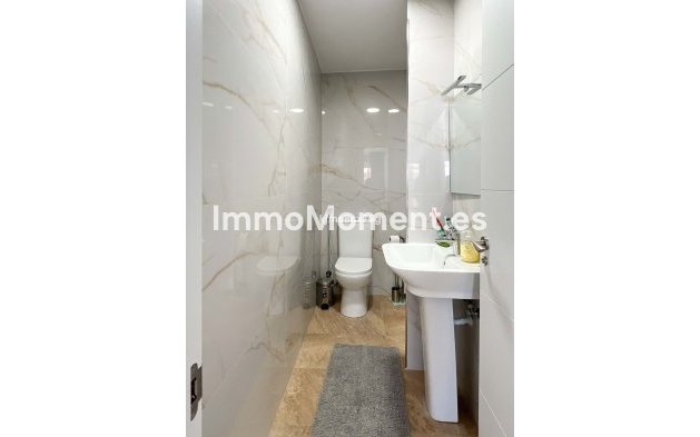 Resale - Apartment - Torremolinos