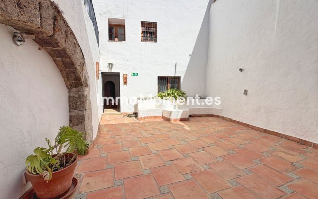 Resale - Townhouse - Marbella - Marbella Centro