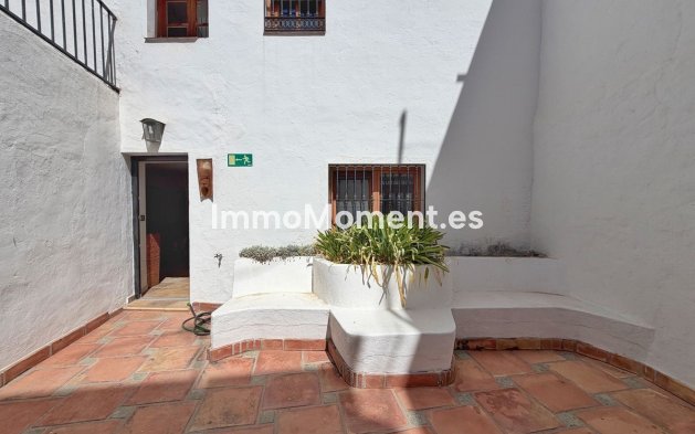 Resale - Townhouse - Marbella - Marbella Centro