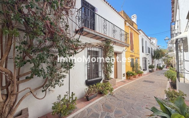 Resale - Townhouse - Marbella - Marbella Centro