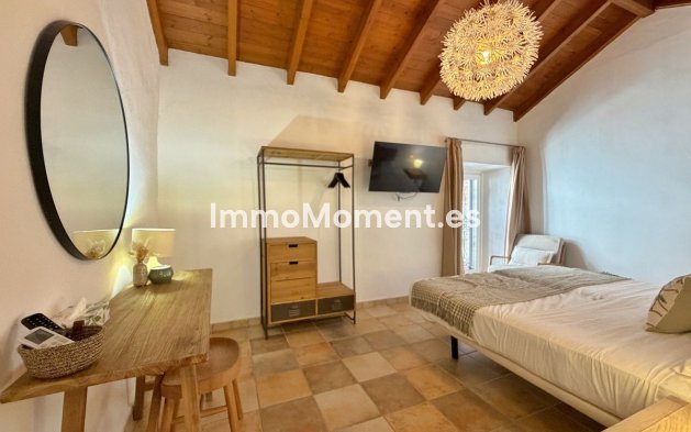 Resale - Townhouse - Marbella - Marbella Centro